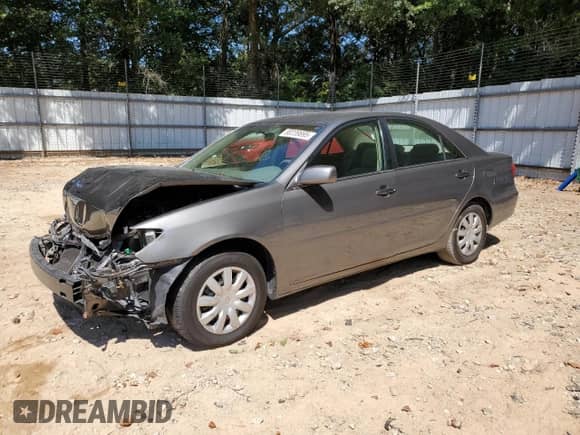 2005 Toyota Camry STD with VIN 4T1BE32K25U620239, listed as a Copart auction lot 80239895 with 206,152 mi miles and Salvage title. Bid and sale history available at DreamBid. Image 1.