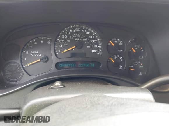 2004 GMC Sierra 1500 SLE z VIN 2GTEK13TX41417048, wystawiony jako IAAI lot #42403447 z przebiegiem 222 760 mil mil oraz . Historia ofert i sprzedaży dostępna na DreamBid. Obrazek 7.