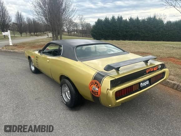 1974 Dodge Charger с VIN WH23G4A119876, выставлен на аукционе Copart как лот 47498885 с пробегом 17 505 миль миль и Чистый • Clean title. История ставок и продаж доступна на DreamBid. Изображение 3.