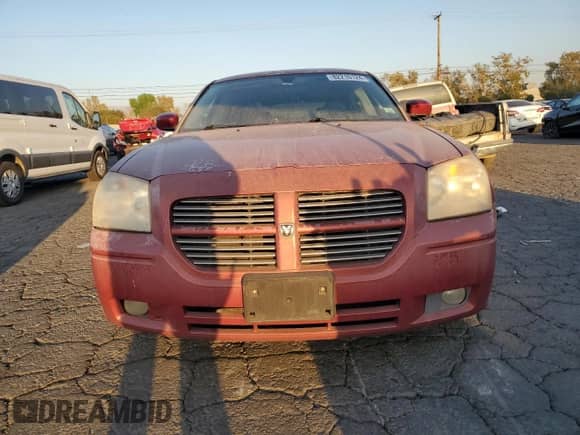 2006 Dodge Magnum R/T with VIN 2D4GV57226H121110, listed as a Copart auction lot 82210124 with 197,628 mi miles and Salvage title. Bid and sale history available at DreamBid. Image 5.