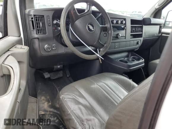2009 Chevrolet Express Cargo с VIN 1GCHG39C591160234, выставлен на аукционе Copart как лот 68223424 с пробегом 191 040 миль миль и Списание • Salvage title. История ставок и продаж доступна на DreamBid. Изображение 8.