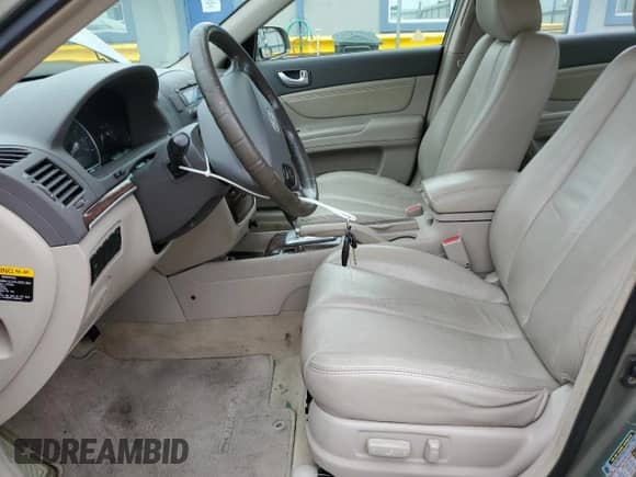 2007 Hyundai Sonata SE с VIN 5NPEU46FX7H194367, выставлен на аукционе Copart как лот 70861295 с пробегом 117 428 миль миль и Списание • Salvage title. История ставок и продаж доступна на DreamBid. Изображение 7.