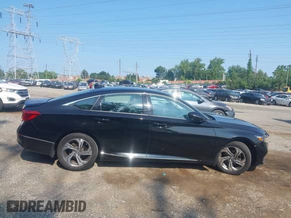 2018 Honda Accord EX-L с VIN 1HGCV1F66JA029824, выставлен на аукционе IAAI как лот 42772639 с пробегом Не указан миль и . История ставок и продаж доступна на DreamBid. Изображение 12.