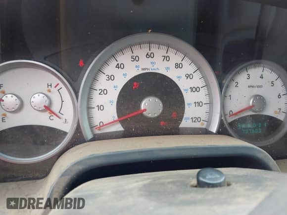 2005 Dodge Dakota SLT with VIN 1D7HW48NX5S140082, listed as a IAAI auction lot 42738619 with 197,603 mi miles and . Bid and sale history available at DreamBid. Image 7.