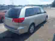 2005 Toyota Sienna XLE z VIN 5TDZA22C65S371840, wystawiony jako IAAI lot #42749723 z przebiegiem 194 581 mil mil oraz . Historia ofert i sprzedaży dostępna na DreamBid. Obrazek 4.