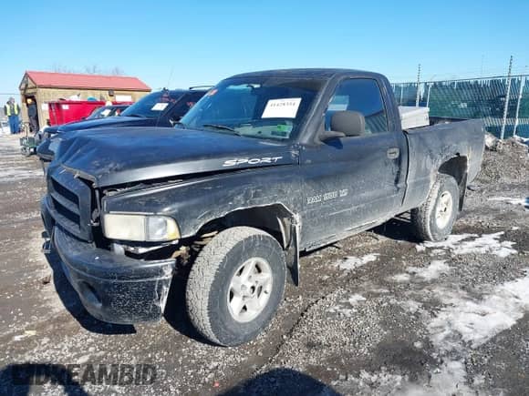 2001 Dodge 1500 with VIN 1B7HF16Y41S762385, listed as a IAAI auction lot 41428354 with 189,944 mi miles and . Bid and sale history available at DreamBid. Image 2.