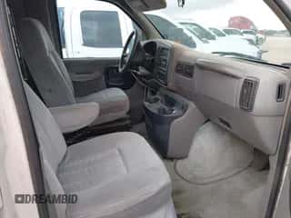 1999 Chevrolet Express с VIN 1GBFG15R9X1030898, выставлен на аукционе IAAI как лот 42590764 с пробегом 208 329 миль миль и . История ставок и продаж доступна на DreamBid. Изображение 5.