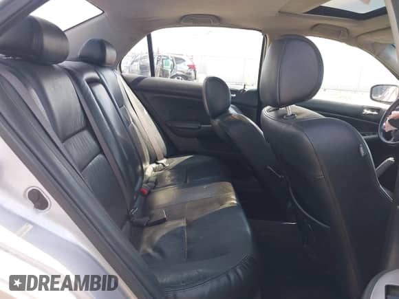 2005 Honda Accord EX-L с VIN 1HGCM66855A004226, выставлен на аукционе IAAI как лот 42748586 с пробегом 278 029 миль миль и . История ставок и продаж доступна на DreamBid. Изображение 8.