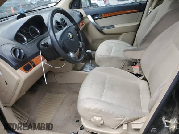 2008 Chevrolet Aveo LS z VIN KL1TD56648B129148, wystawiony jako Copart lot #51136714 z przebiegiem 182 545 mil mil oraz Szkoda całkowita • Salvage title. Historia ofert i sprzedaży dostępna na DreamBid. Obrazek 7.