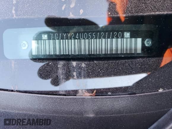 2005 Chevrolet Corvette с VIN 1G1YY24U055121120, выставлен на аукционе Copart как лот 87123205 с пробегом 83 664 миль миль и Списание • Salvage title. История ставок и продаж доступна на DreamBid. Изображение 13.