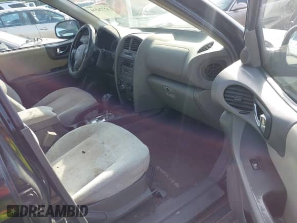 2005 Hyundai Santa Fe GLS с VIN KM8SC13E05U892937, выставлен на аукционе IAAI как лот 42721314 с пробегом 155 895 миль миль и . История ставок и продаж доступна на DreamBid. Изображение 5.