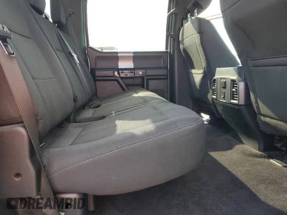 2016 Ford F-150 XLT z VIN 1FTFW1EG6GFC76128, wystawiony jako Copart lot #81265465 z przebiegiem 192 037 mil mil oraz Szkoda całkowita • Salvage title. Historia ofert i sprzedaży dostępna na DreamBid. Obrazek 10.