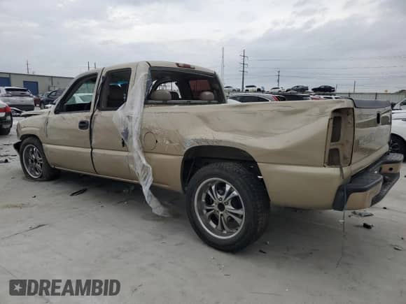 2004 Chevrolet Silverado 1500 Work Truck with VIN 1GCEC19X04Z225149, listed as a Copart auction lot 82751835 with Not provided miles and Salvage title. Bid and sale history available at DreamBid. Image 2.