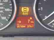 2007 BMW 3 Series 328xi z VIN WBAVC93547KZ71877, wystawiony jako IAAI lot #43319504 z przebiegiem 251 664 mil mil oraz . Historia ofert i sprzedaży dostępna na DreamBid. Obrazek 15.