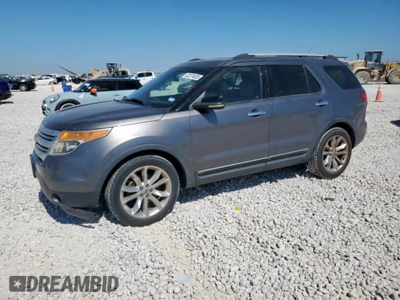 2011 Ford Explorer XLT with VIN 1FMHK7D88BGA50754, listed as a Copart auction lot 82374935 with 188,235 mi miles and Salvage title. Bid and sale history available at DreamBid. Image 1.