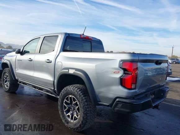 2024 Chevrolet Colorado 4WD ZR2 with VIN 1GCPTFEK3R1276523, listed as a IAAI auction lot 41239417 with 1,235 mi miles and . Bid and sale history available at DreamBid. Image 3.