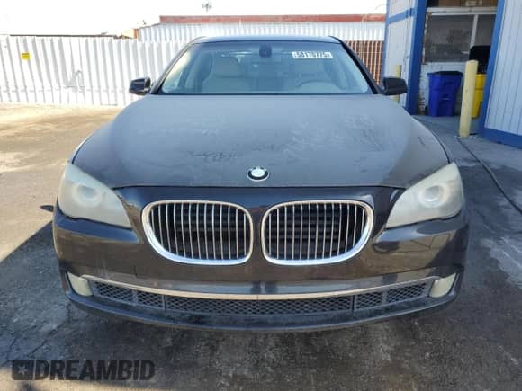 2009 BMW 7 Series 750i z VIN WBAKA83529CY34808, wystawiony jako Copart lot #58170775 z przebiegiem 165 710 mil mil oraz Czysty tytuł • Clean title. Historia ofert i sprzedaży dostępna na DreamBid. Obrazek 5.