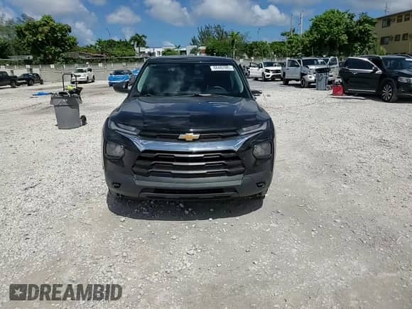 2021 Chevrolet TrailBlazer LS with VIN KL79MMS25MB026344, listed as a Copart auction lot 68482985 with 61,712 mi miles and Salvage title. Bid and sale history available at DreamBid. Image 14.