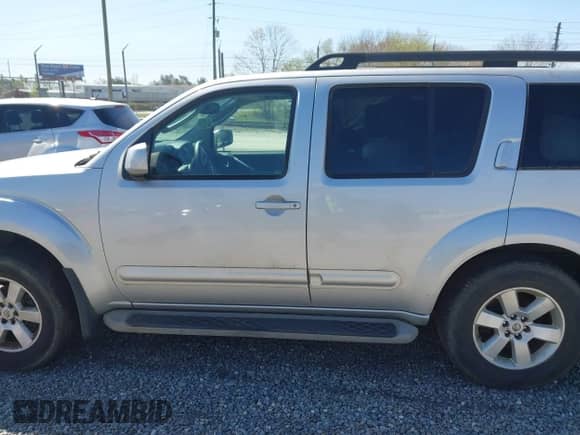 2012 Nissan Pathfinder SV with VIN 5N1AR1NB9CC625487, listed as a IAAI auction lot 41994728 with Not provided miles and . Bid and sale history available at DreamBid. Image 13.