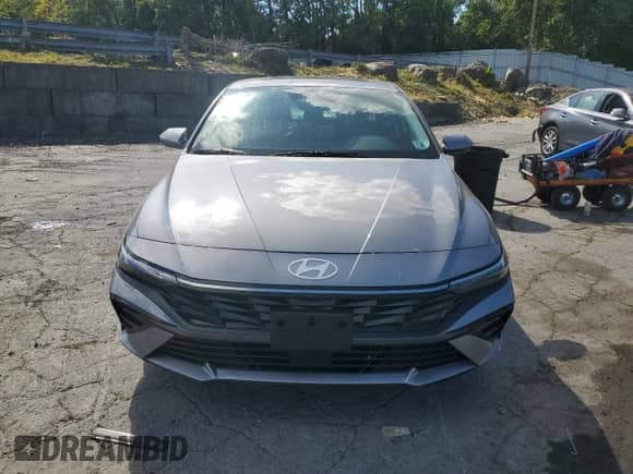 2025 Hyundai Elantra SEL Convenience с VIN KMHLS4DG8SU940043, выставлен на аукционе Copart как лот 80489525 с пробегом 1 336 миль миль и Списание • Salvage title. История ставок и продаж доступна на DreamBid. Изображение 5.