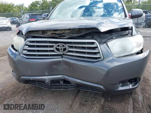 2008 Toyota Highlander z VIN JTEDS41A982007275, wystawiony jako IAAI lot #43154628 z przebiegiem 229 131 mil mil oraz . Historia ofert i sprzedaży dostępna na DreamBid. Obrazek 6.