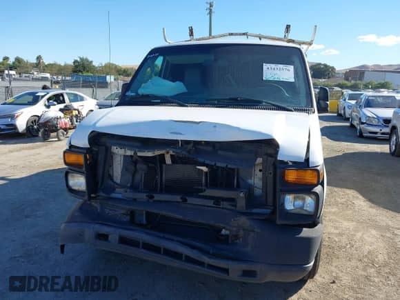 2011 Ford Econoline Cargo Commercial с VIN 1FTNE2EW2BDA66559, выставлен на аукционе IAAI как лот 43432576 с пробегом 206 946 миль миль и . История ставок и продаж доступна на DreamBid. Изображение 6.