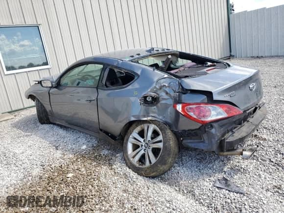 2011 Hyundai Genesis Coupe R-Spec с VIN KMHHT6KD8BU064467, выставлен на аукционе Copart как лот 72417114 с пробегом Не указан миль и Списание • Salvage title. История ставок и продаж доступна на DreamBid. Изображение 2.