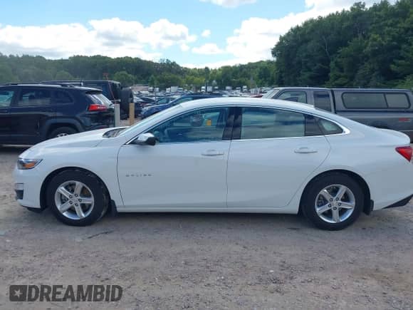 2020 Chevrolet Malibu LS with VIN 1G1ZC5ST4LF130358, listed as a IAAI auction lot 43056030 with 40,365 mi miles and . Bid and sale history available at DreamBid. Image 14.