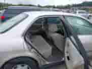 1999 Honda Accord LX с VIN JHMCG5649XC009190, выставлен на аукционе IAAI как лот 43385121 с пробегом 222 496 миль миль и . История ставок и продаж доступна на DreamBid. Изображение 8.