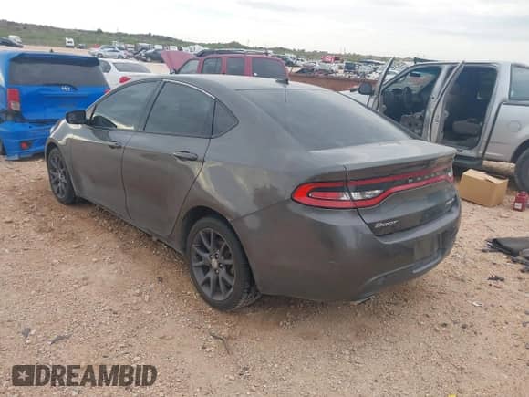 2016 Dodge Dart SXT z VIN 1C3CDFBB4GD732934, wystawiony jako IAAI lot #43373641 z przebiegiem 130 902 mil mil oraz . Historia ofert i sprzedaży dostępna na DreamBid. Obrazek 3.