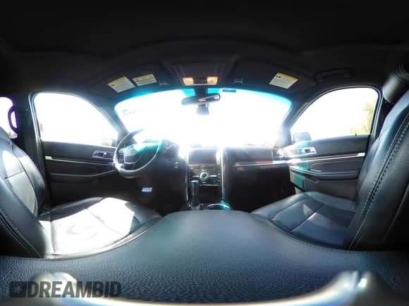 2017 Ford Explorer Limited с VIN 1FM5K8F8XHGB88357, выставлен на аукционе IAAI как лот 43136142 с пробегом 157 284 миль миль и . История ставок и продаж доступна на DreamBid. Изображение 18.