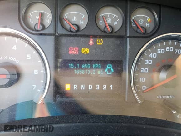 2009 Ford F-150 XL с VIN 1FTPW12V59FA78408, выставлен на аукционе Copart как лот 81949365 с пробегом 185 813 миль миль и Списание • Salvage title. История ставок и продаж доступна на DreamBid. Изображение 9.