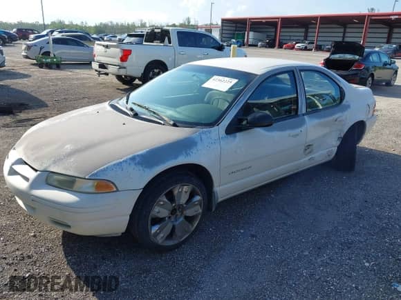 2000 Dodge Stratus SE with VIN 1B3EJ46X3YN186289, listed as a IAAI auction lot 42362225 with 226,098 mi miles and . Bid and sale history available at DreamBid. Image 18.