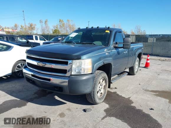 2009 Chevrolet Silverado 1500 Work Truck с VIN 1GCEK14X39Z100440, выставлен на аукционе IAAI как лот 43563820 с пробегом 105 583 миль миль и . История ставок и продаж доступна на DreamBid. Изображение 2.
