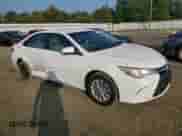 2017 Toyota Camry XLE с VIN 4T1BF1FK2HU442462, выставлен на аукционе Copart как лот 81246485 с пробегом 123 805 миль миль и Списание • Salvage title. История ставок и продаж доступна на DreamBid. Изображение 4.