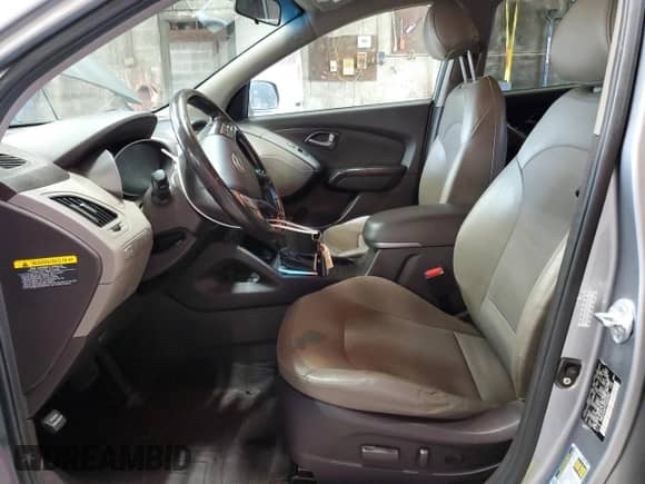 2015 Hyundai Tucson SE с VIN KM8JUCAG7FU052065, выставлен на аукционе Copart как лот 69374545 с пробегом 84 101 миль миль и Списание • Salvage title. История ставок и продаж доступна на DreamBid. Изображение 7.