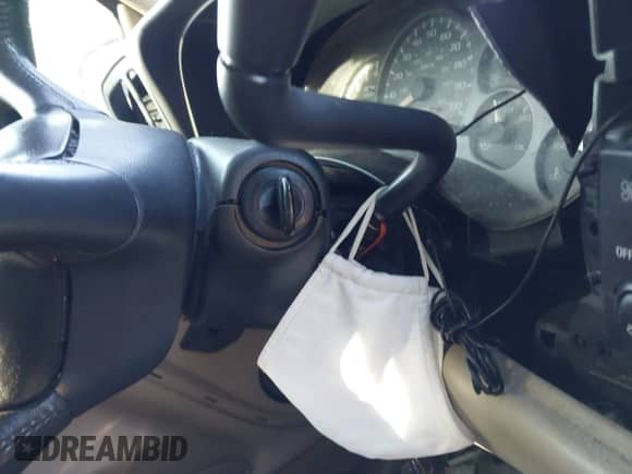 2001 Chevrolet Tahoe LT с VIN 1GNEC13T11R215822, выставлен на аукционе IAAI как лот 40341017 с пробегом 190 315 миль миль и . История ставок и продаж доступна на DreamBid. Изображение 11.