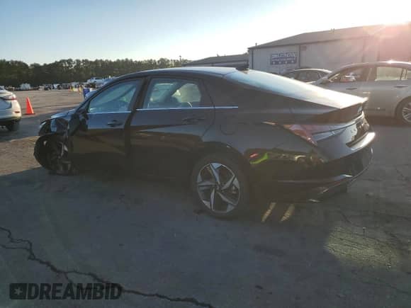 2021 Hyundai Elantra Limited с VIN KMHLN4AJ8MU011500, выставлен на аукционе Copart как лот 78129344 с пробегом 28 281 миль миль и Списание • Salvage title. История ставок и продаж доступна на DreamBid. Изображение 2.