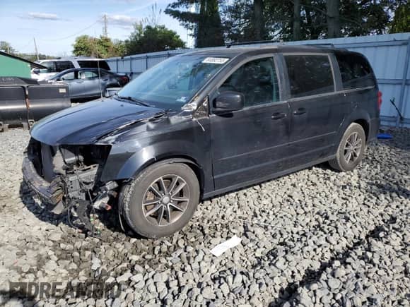 2017 Dodge Grand Caravan SXT with VIN 2C4RDGCG7HR671700, listed as a Copart auction lot 84892755 with 113,162 mi miles and Salvage title. Bid and sale history available at DreamBid. Image 1.