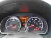 2014 Nissan Note SV z VIN 3N1CE2CP6EL355951, wystawiony jako IAAI lot #43520181 z przebiegiem 158 978 mil mil oraz . Historia ofert i sprzedaży dostępna na DreamBid. Obrazek 7.