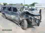 2019 Chevrolet Suburban LT с VIN 1GNSKHKC8KR256448, выставлен на аукционе IAAI как лот 42721384 с пробегом Не указан миль и . История ставок и продаж доступна на DreamBid. Изображение 1.