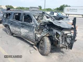 2019 Chevrolet Suburban LT с VIN 1GNSKHKC8KR256448, выставлен на аукционе IAAI как лот 42721384 с пробегом Не указан миль и . История ставок и продаж доступна на DreamBid. Изображение 1.