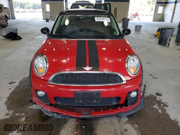 2012 MINI Hardtop with VIN WMWSU3C57CT185881, listed as a Copart auction lot 83754225 with 135,666 mi miles and Clean title. Bid and sale history available at DreamBid. Image 5.