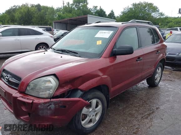 2007 Hyundai Tucson GLS with VIN KM8JM72BX7U574166, listed as a IAAI auction lot 42650732 with 149,364 mi miles and . Bid and sale history available at DreamBid. Image 18.