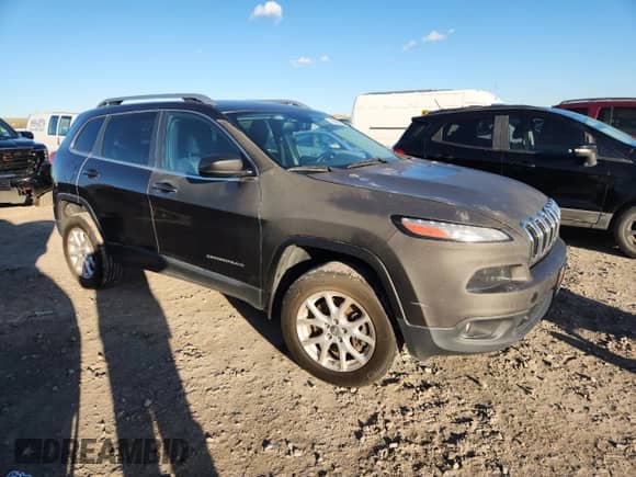 2014 Jeep Cherokee Latitude с VIN 1C4PJMCS7EW281914, выставлен на аукционе Copart как лот 86190915 с пробегом 155 009 миль миль и Списание • Salvage title. История ставок и продаж доступна на DreamBid. Изображение 4.