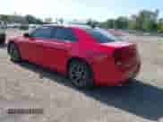 2015 Chrysler 300 S с VIN 2C3CCAGG3FH922719, выставлен на аукционе IAAI как лот 43141600 с пробегом 203 759 миль миль и . История ставок и продаж доступна на DreamBid. Изображение 3.