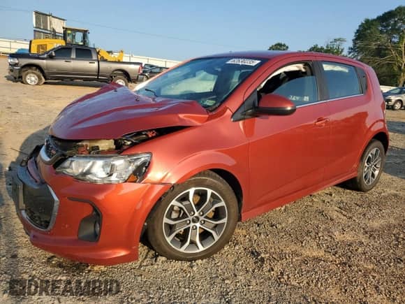 2020 Chevrolet Sonic LT с VIN 1G1JD6SB2L4122276, выставлен на аукционе Copart как лот 62630235 с пробегом 58 724 миль миль и Списание • Salvage title. История ставок и продаж доступна на DreamBid. Изображение 1.