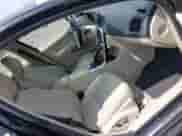 2015 Volvo S60 T5 Drive-E Premier z VIN YV126MFKXF2351397, wystawiony jako IAAI lot #42635909 z przebiegiem 208 000 mil mil oraz . Historia ofert i sprzedaży dostępna na DreamBid. Obrazek 5.