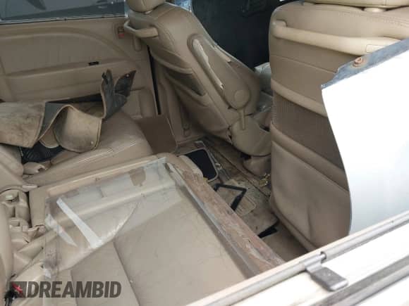 2007 Honda Odyssey EX-L с VIN 5FNRL38687B462567, выставлен на аукционе IAAI как лот 42895295 с пробегом Не указан миль и . История ставок и продаж доступна на DreamBid. Изображение 8.