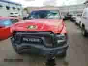 2024 Ram 1500 Warlock z VIN 1C6RR6LG7RS122887, wystawiony jako Copart lot #48895405 z przebiegiem 18 417 mil mil oraz Szkoda całkowita • Salvage title. Historia ofert i sprzedaży dostępna na DreamBid. Obrazek 5.